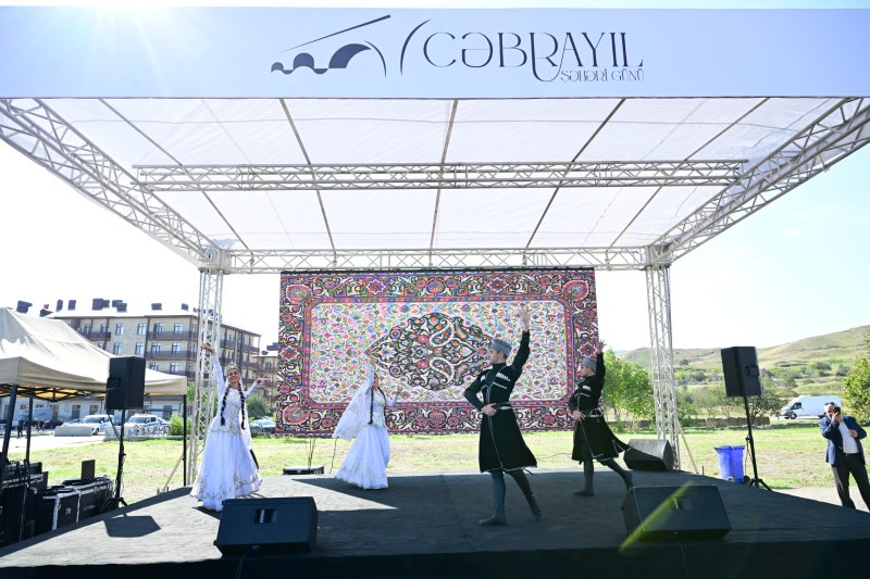 Cəbrayılda bayram konserti keçirilib - FOTOLAR